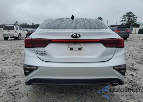 2021 Kia Forte Fe из США, поврежденный, VIN 3KPF24AD2ME345539